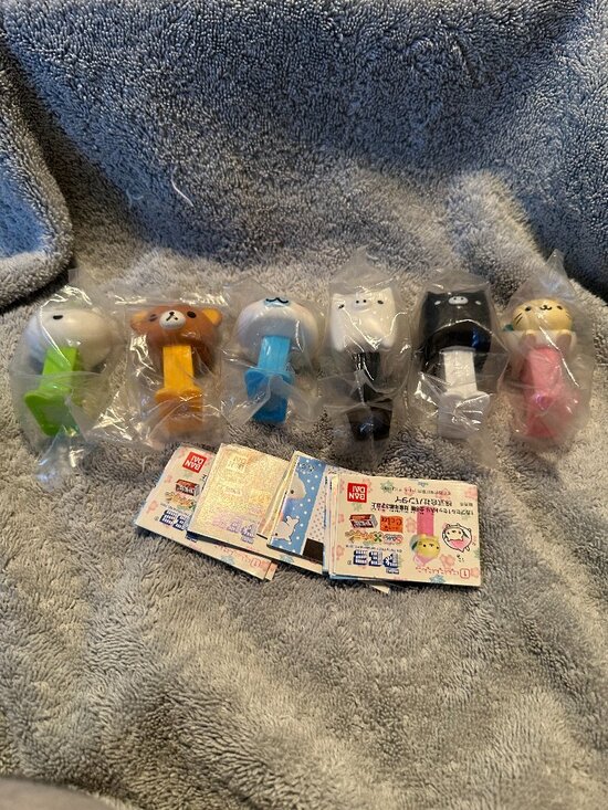 sanxblack.jpg #033 San-X Party mini PEZ LAST ONE